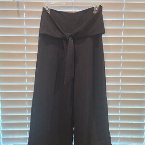 Express Women's Wide Leg Cropped Trousers